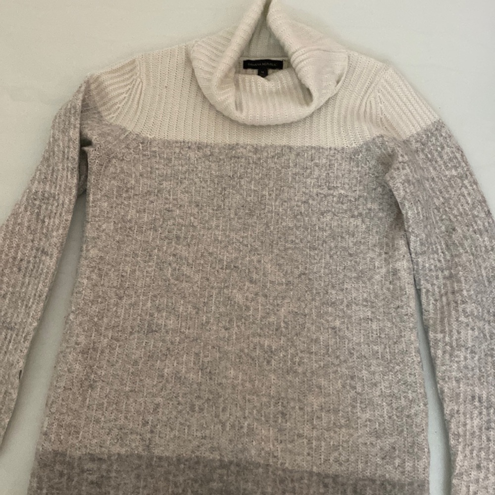 Banana Republic Turtleneck